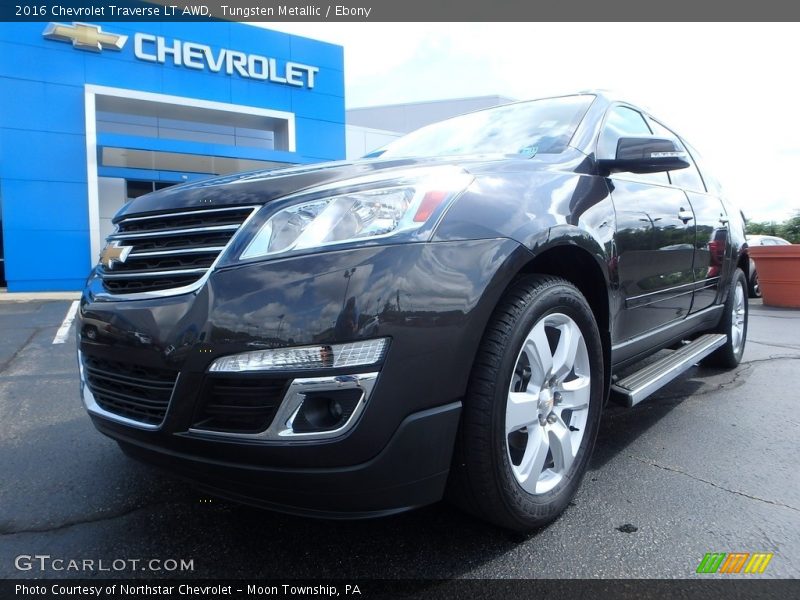 Tungsten Metallic / Ebony 2016 Chevrolet Traverse LT AWD