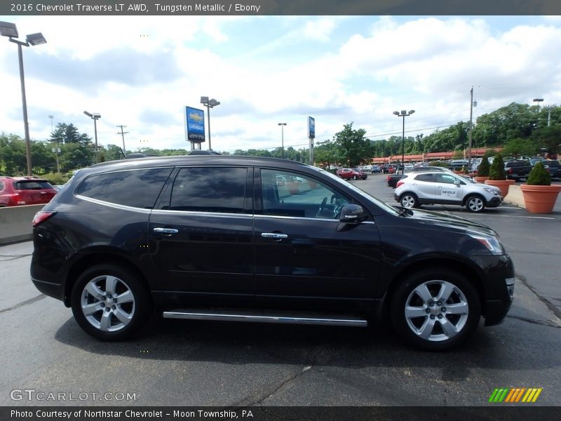Tungsten Metallic / Ebony 2016 Chevrolet Traverse LT AWD
