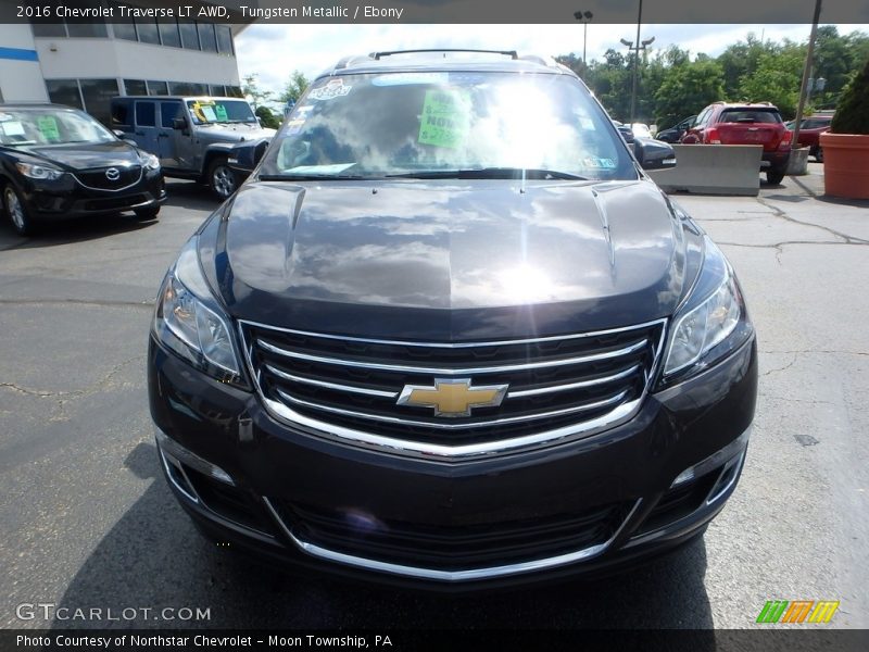 Tungsten Metallic / Ebony 2016 Chevrolet Traverse LT AWD