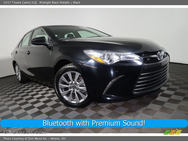 Midnight Black Metallic / Black 2017 Toyota Camry XLE