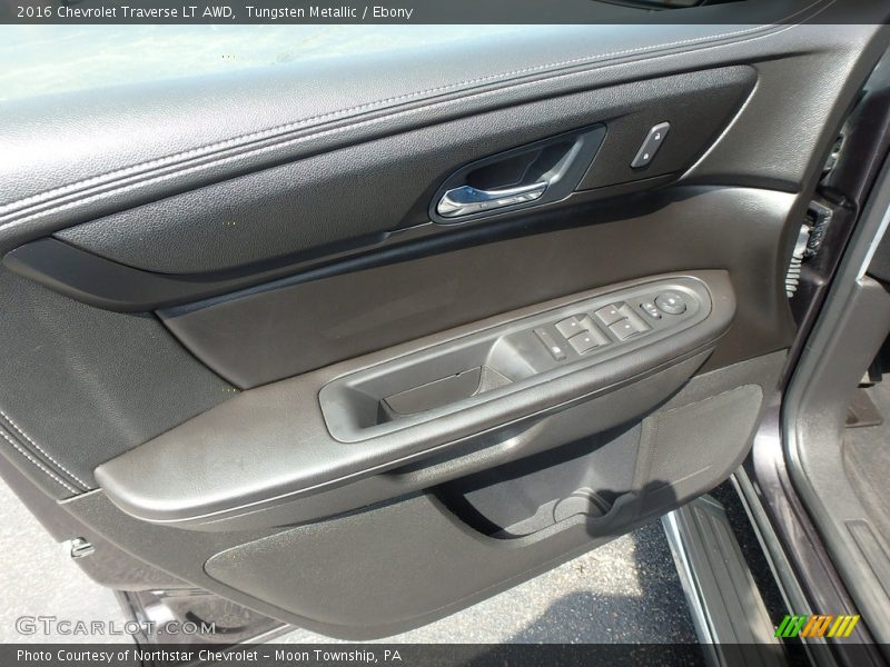 Tungsten Metallic / Ebony 2016 Chevrolet Traverse LT AWD