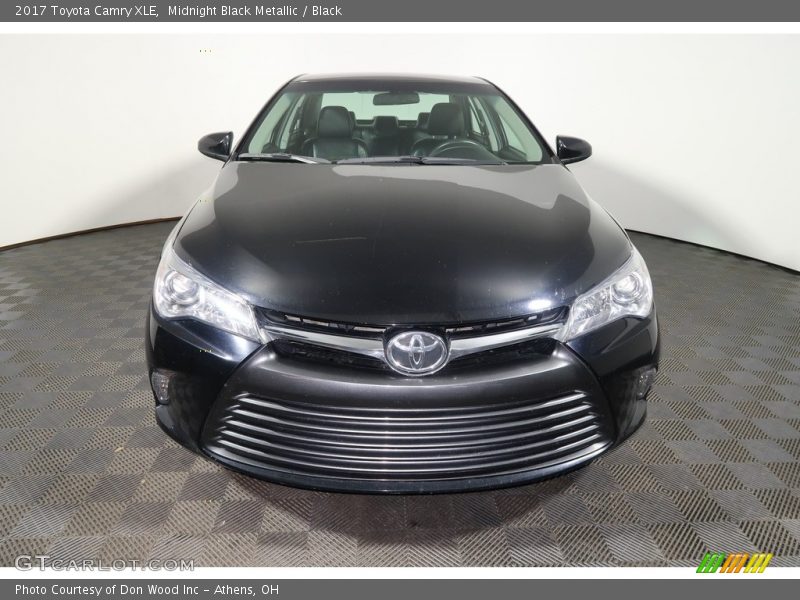 Midnight Black Metallic / Black 2017 Toyota Camry XLE