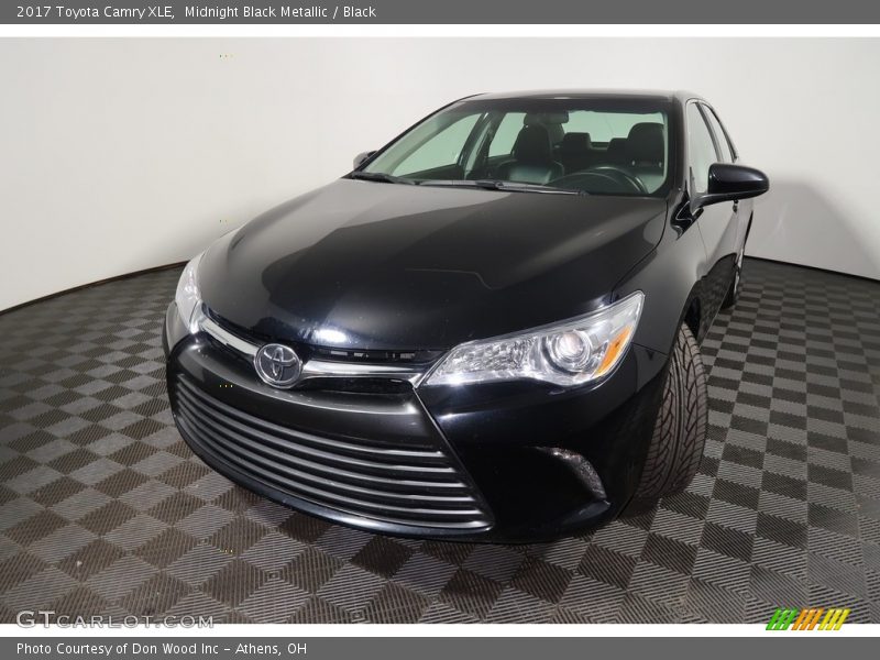 Midnight Black Metallic / Black 2017 Toyota Camry XLE