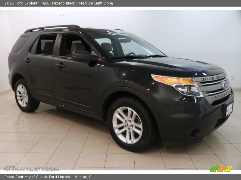 Tuxedo Black / Medium Light Stone 2015 Ford Explorer FWD