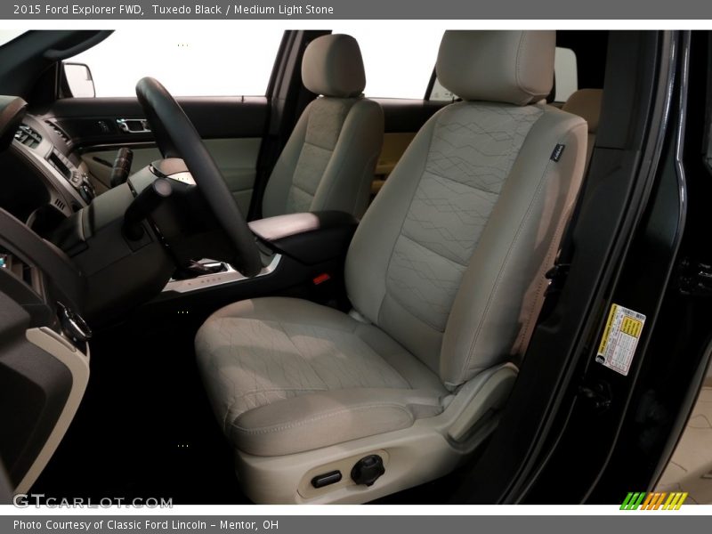 Tuxedo Black / Medium Light Stone 2015 Ford Explorer FWD