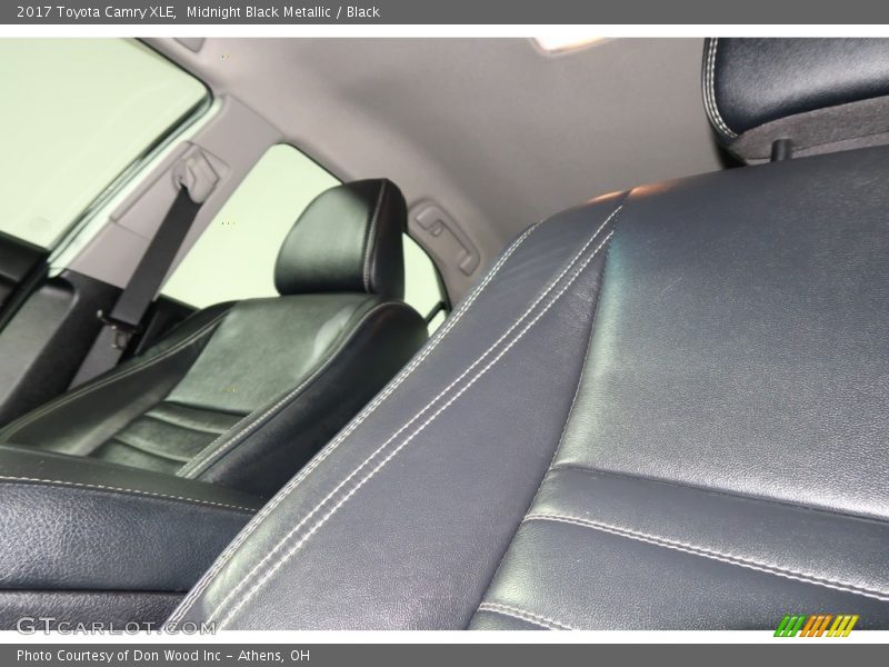 Midnight Black Metallic / Black 2017 Toyota Camry XLE