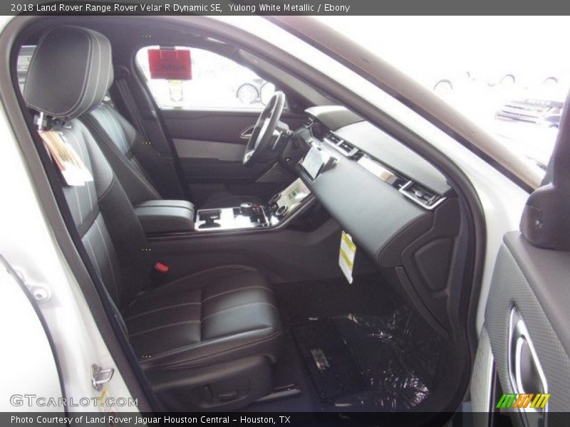 Yulong White Metallic / Ebony 2018 Land Rover Range Rover Velar R Dynamic SE