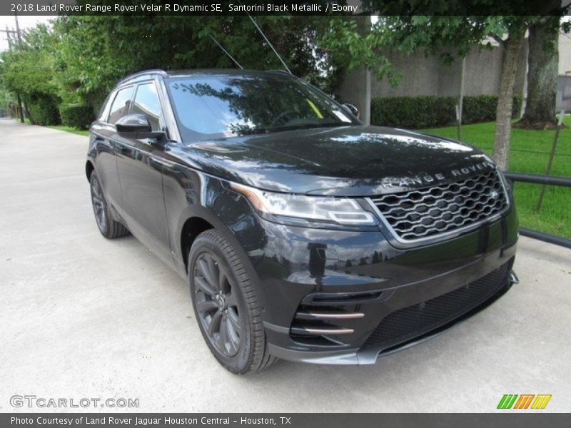 Front 3/4 View of 2018 Range Rover Velar R Dynamic SE