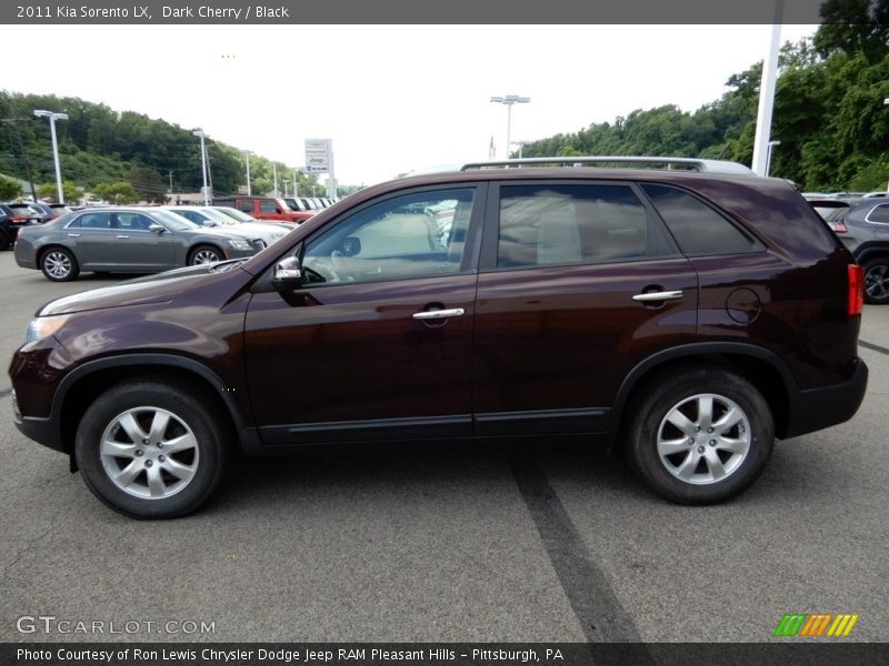 Dark Cherry / Black 2011 Kia Sorento LX