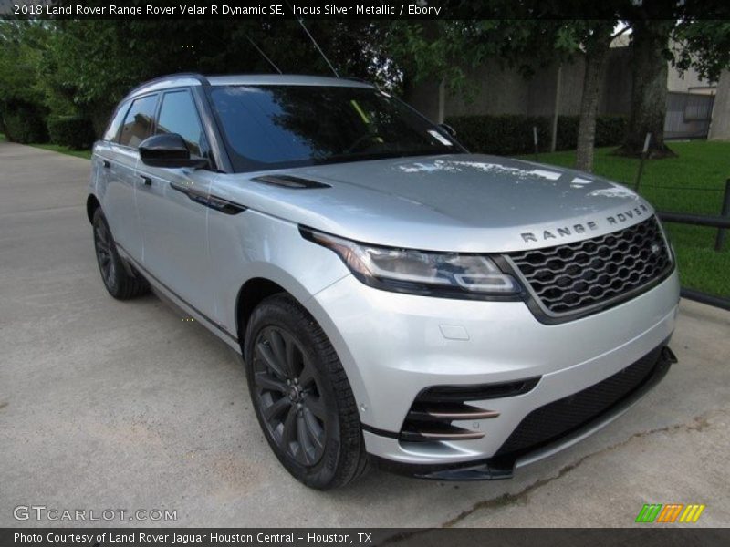 Indus Silver Metallic / Ebony 2018 Land Rover Range Rover Velar R Dynamic SE