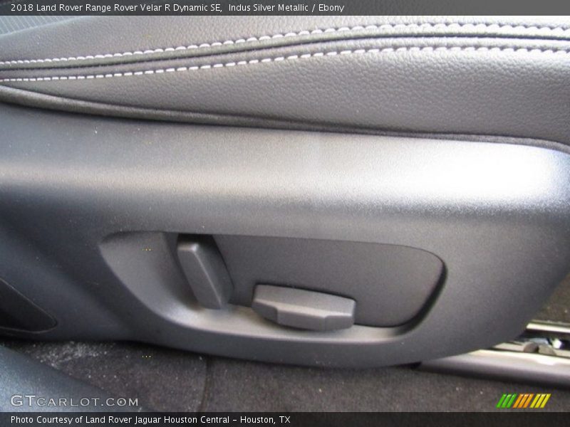 Indus Silver Metallic / Ebony 2018 Land Rover Range Rover Velar R Dynamic SE