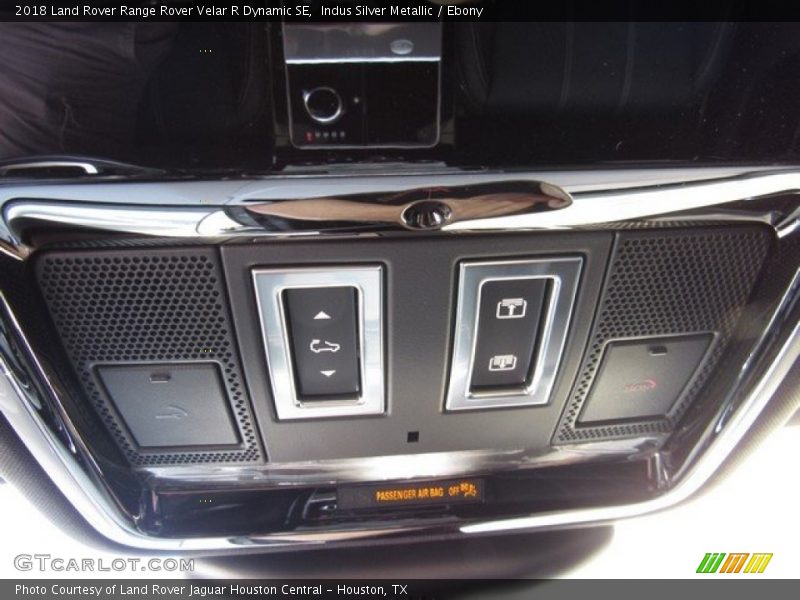 Indus Silver Metallic / Ebony 2018 Land Rover Range Rover Velar R Dynamic SE