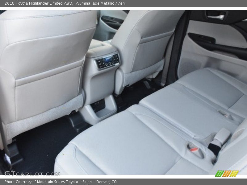 Alumina Jade Metallic / Ash 2018 Toyota Highlander Limited AWD