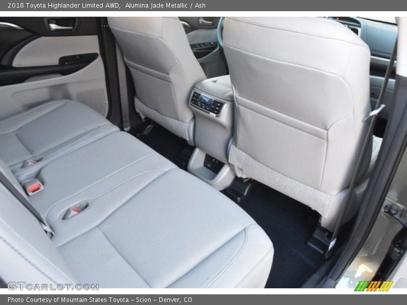 Alumina Jade Metallic / Ash 2018 Toyota Highlander Limited AWD
