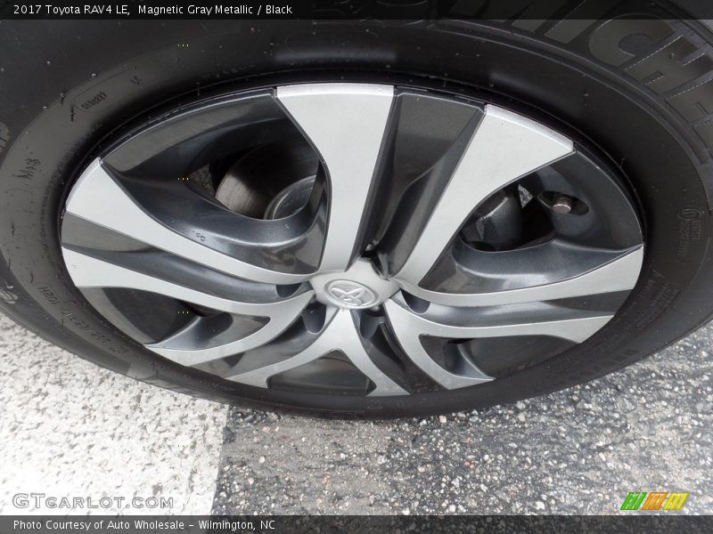 Magnetic Gray Metallic / Black 2017 Toyota RAV4 LE