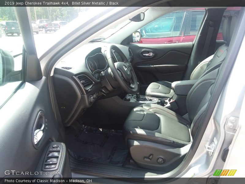Billet Silver Metallic / Black 2019 Jeep Cherokee Trailhawk 4x4