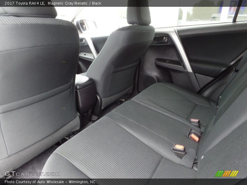 Magnetic Gray Metallic / Black 2017 Toyota RAV4 LE