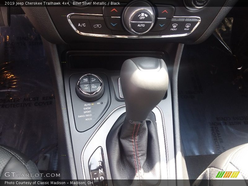 Billet Silver Metallic / Black 2019 Jeep Cherokee Trailhawk 4x4