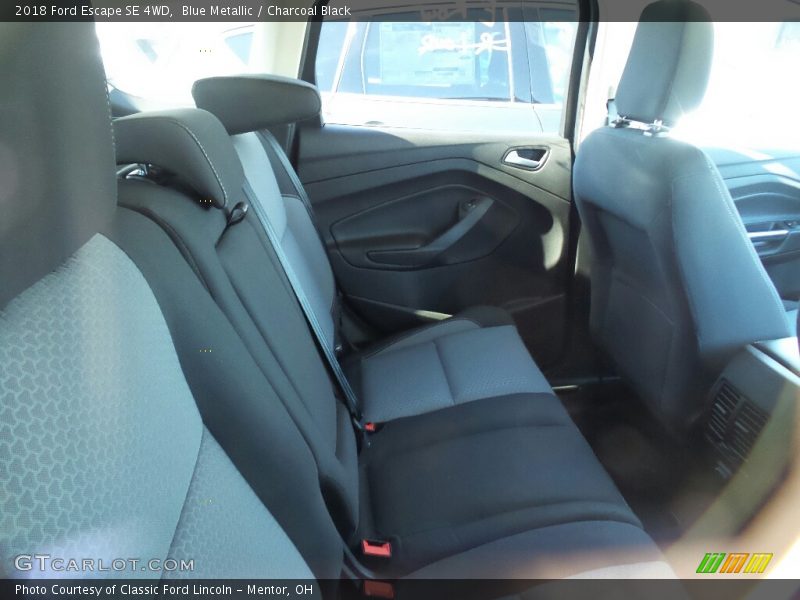 Blue Metallic / Charcoal Black 2018 Ford Escape SE 4WD