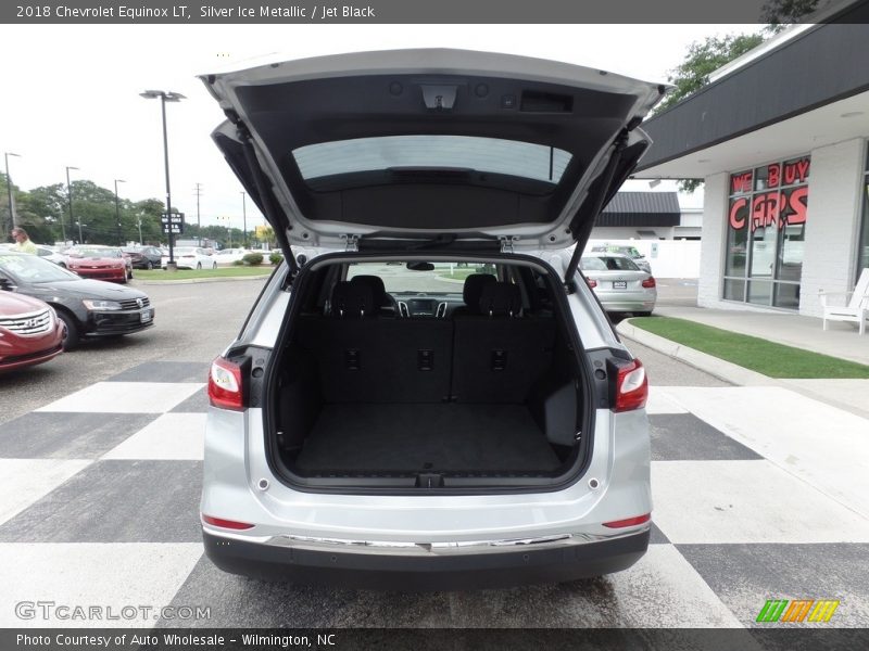 Silver Ice Metallic / Jet Black 2018 Chevrolet Equinox LT