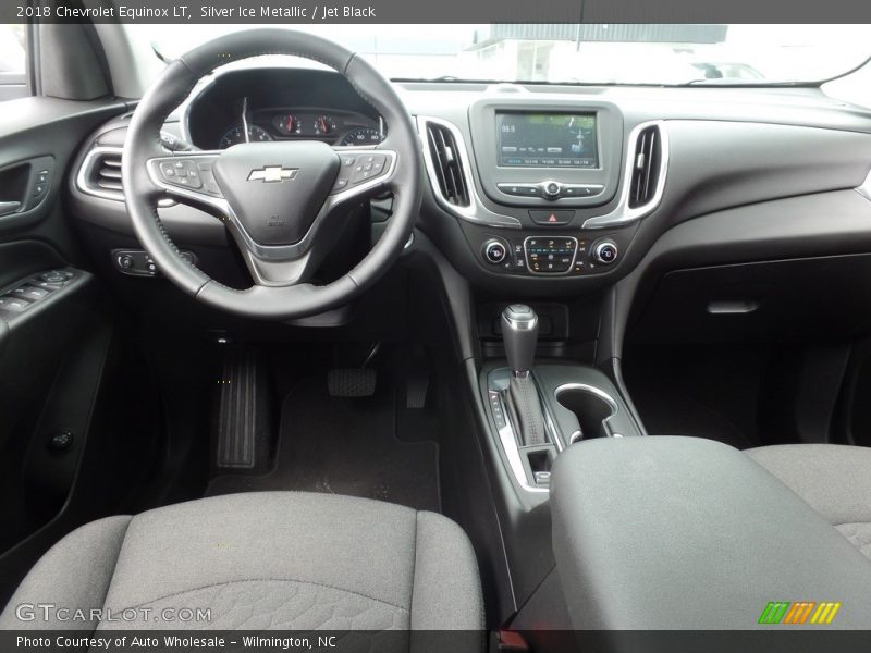 Silver Ice Metallic / Jet Black 2018 Chevrolet Equinox LT