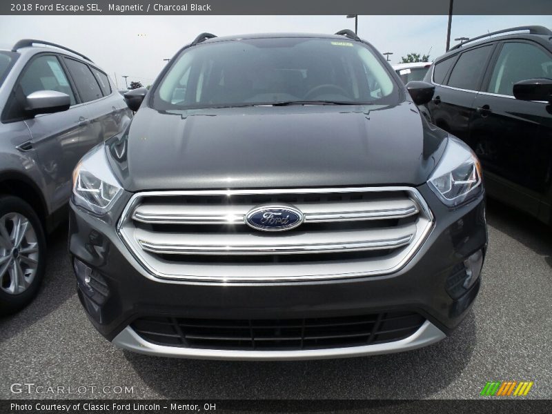 Magnetic / Charcoal Black 2018 Ford Escape SEL