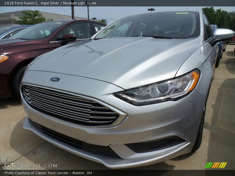 Ingot Silver / Medium Light Stone 2018 Ford Fusion S
