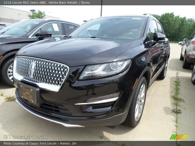 Infinite Black Metallic / Ebony 2019 Lincoln MKC Select AWD