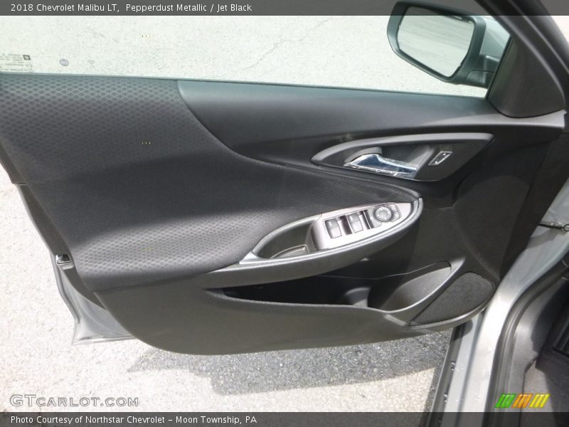 Pepperdust Metallic / Jet Black 2018 Chevrolet Malibu LT