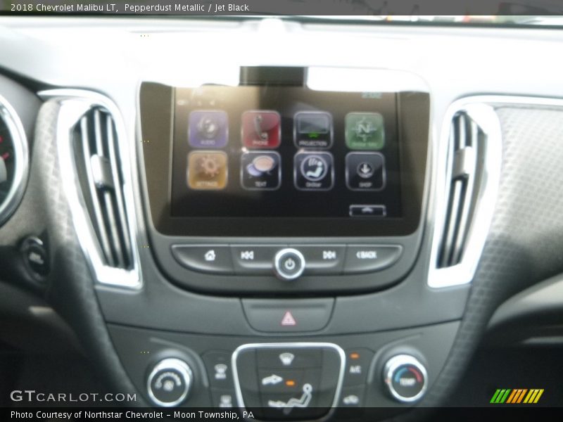 Pepperdust Metallic / Jet Black 2018 Chevrolet Malibu LT