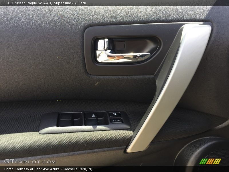 Super Black / Black 2013 Nissan Rogue SV AWD