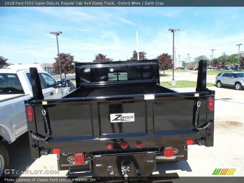 Oxford White / Earth Gray 2018 Ford F350 Super Duty XL Regular Cab 4x4 Dump Truck