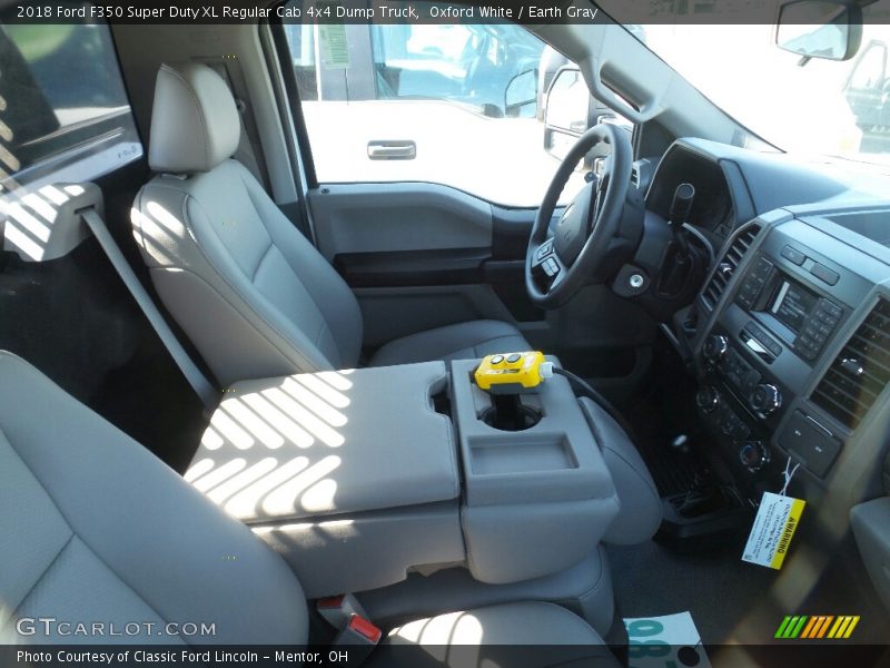 Oxford White / Earth Gray 2018 Ford F350 Super Duty XL Regular Cab 4x4 Dump Truck