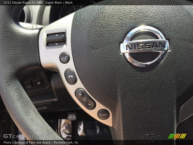 Super Black / Black 2013 Nissan Rogue SV AWD