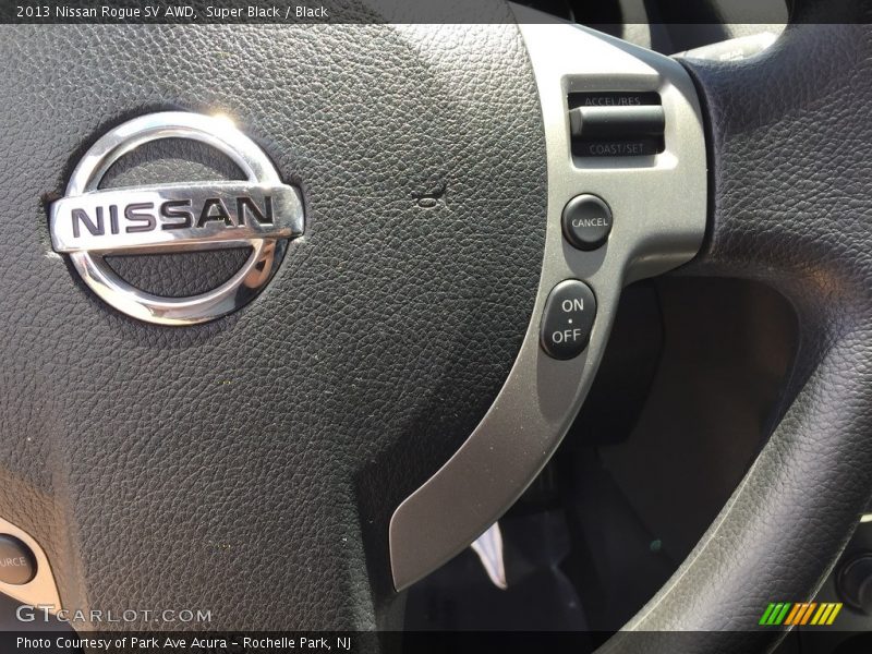 Super Black / Black 2013 Nissan Rogue SV AWD