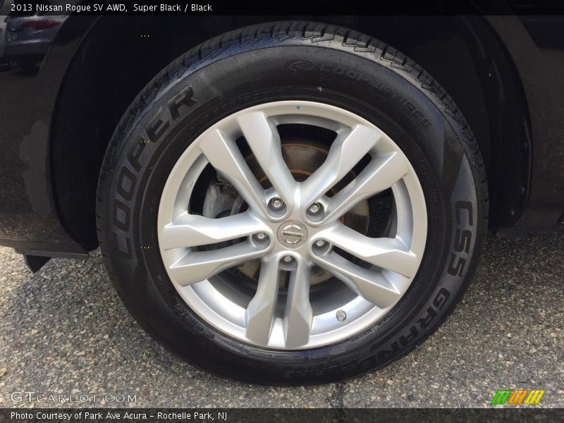 Super Black / Black 2013 Nissan Rogue SV AWD