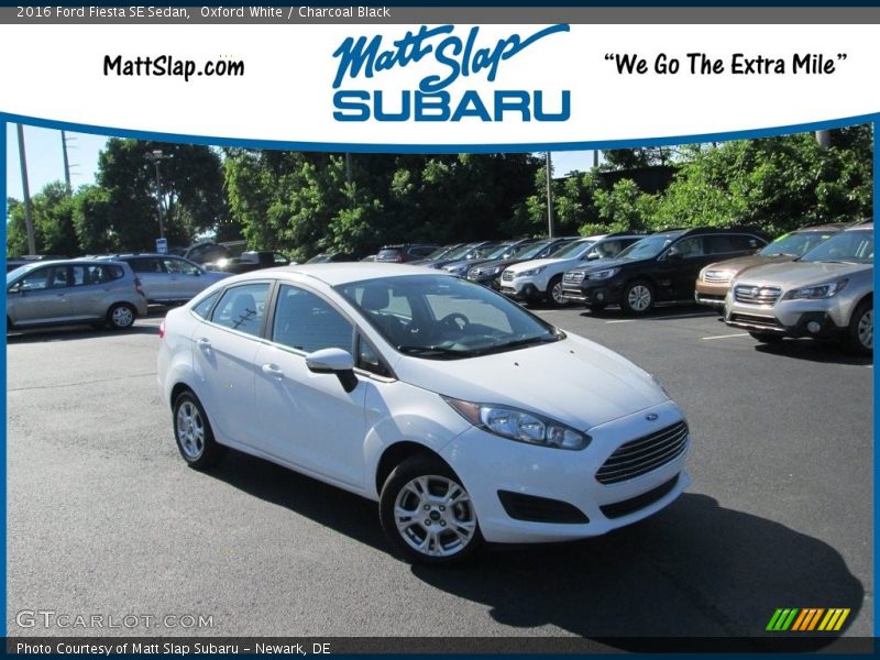 Oxford White / Charcoal Black 2016 Ford Fiesta SE Sedan