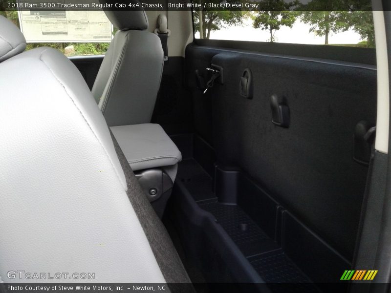 Bright White / Black/Diesel Gray 2018 Ram 3500 Tradesman Regular Cab 4x4 Chassis