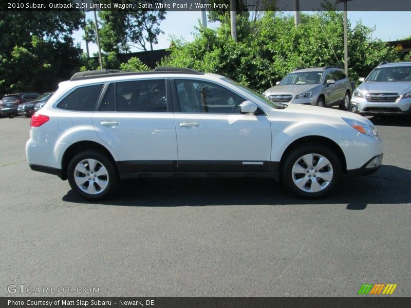 Satin White Pearl / Warm Ivory 2010 Subaru Outback 2.5i Limited Wagon