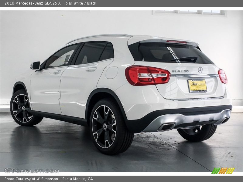Polar White / Black 2018 Mercedes-Benz GLA 250