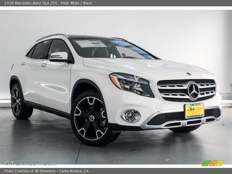 Polar White / Black 2018 Mercedes-Benz GLA 250