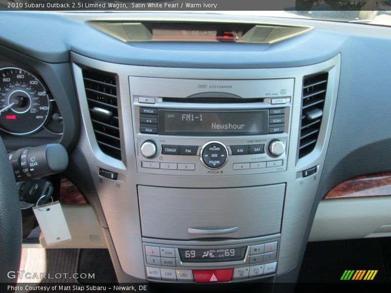 Satin White Pearl / Warm Ivory 2010 Subaru Outback 2.5i Limited Wagon