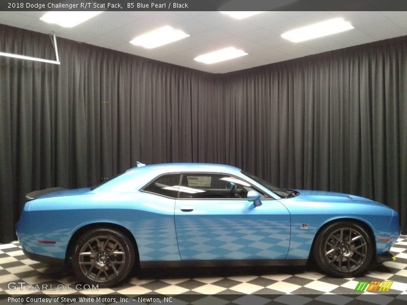 B5 Blue Pearl / Black 2018 Dodge Challenger R/T Scat Pack