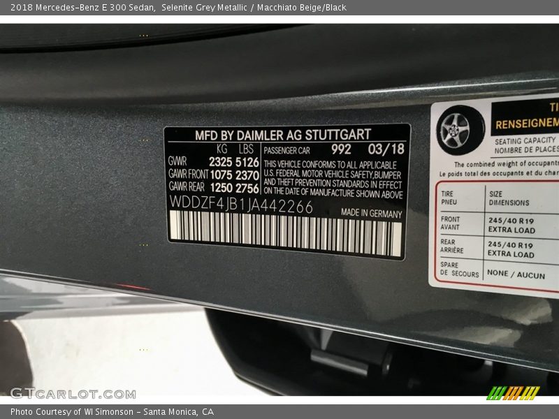 Selenite Grey Metallic / Macchiato Beige/Black 2018 Mercedes-Benz E 300 Sedan