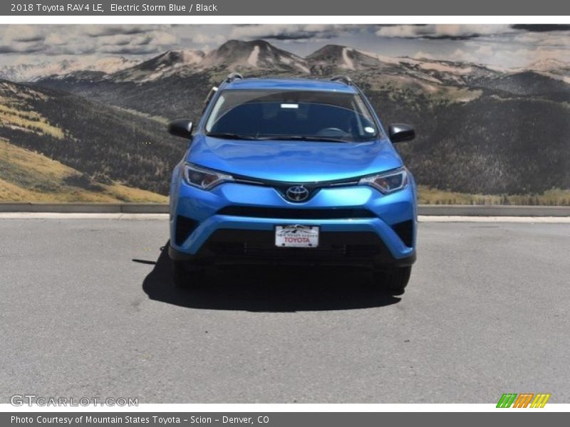 Electric Storm Blue / Black 2018 Toyota RAV4 LE