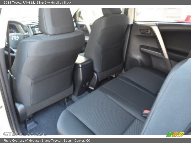 Silver Sky Metallic / Black 2018 Toyota RAV4 LE