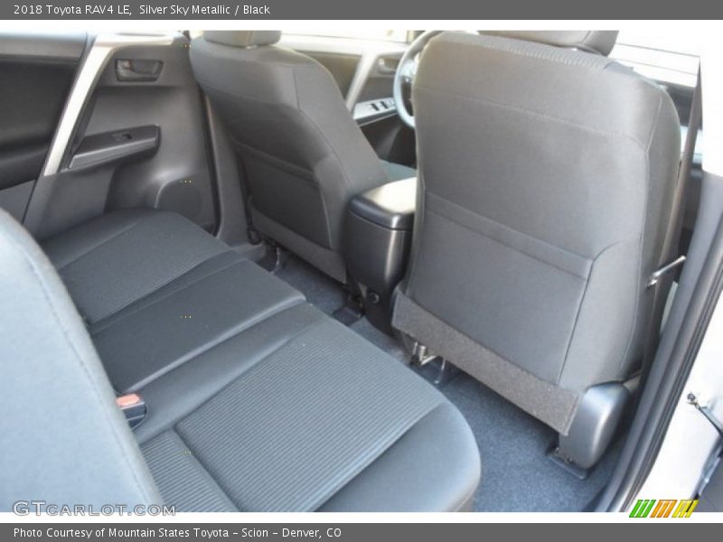 Silver Sky Metallic / Black 2018 Toyota RAV4 LE