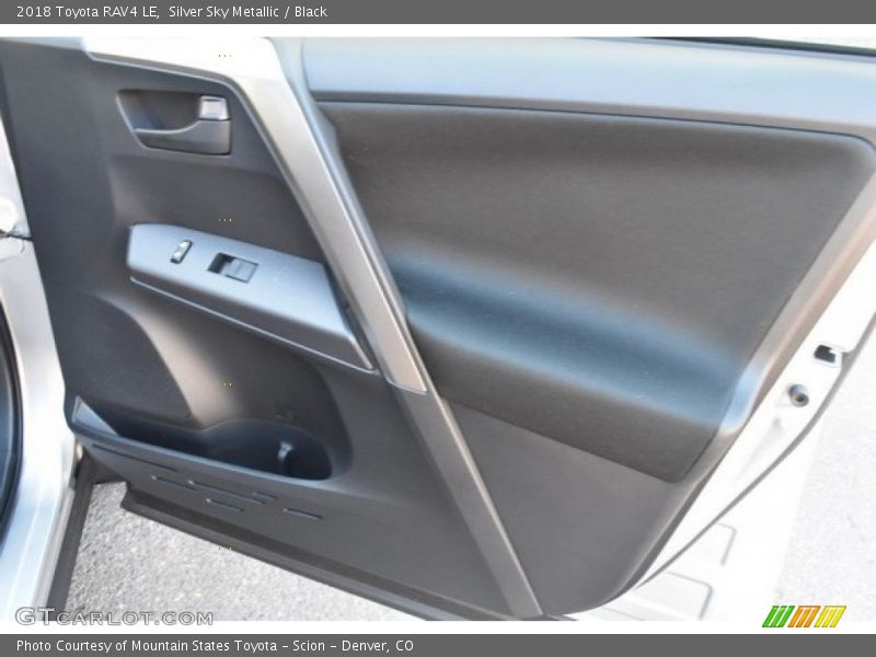 Silver Sky Metallic / Black 2018 Toyota RAV4 LE