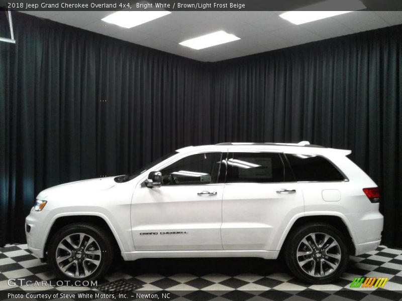 Bright White / Brown/Light Frost Beige 2018 Jeep Grand Cherokee Overland 4x4