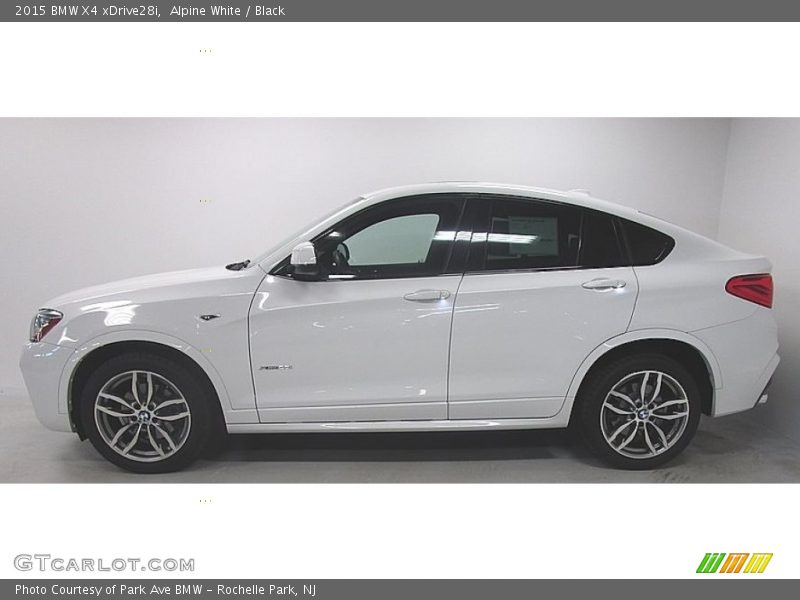 Alpine White / Black 2015 BMW X4 xDrive28i